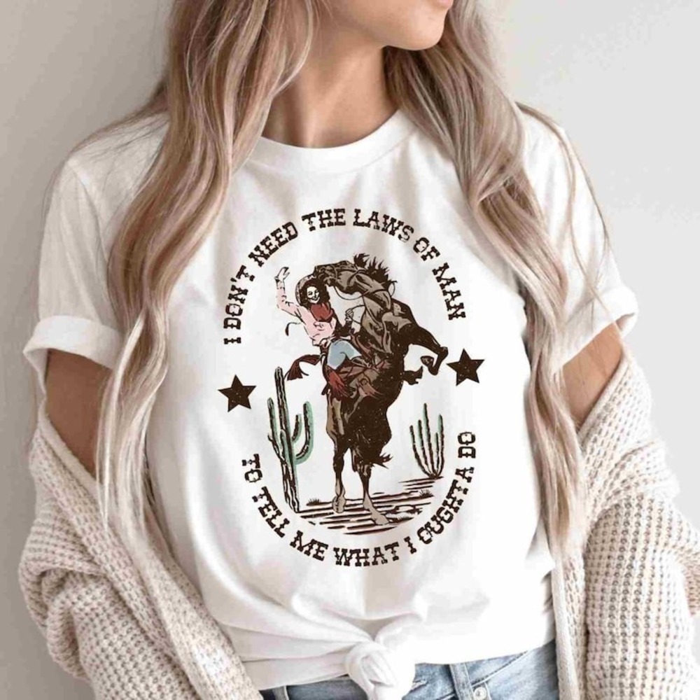 Philosophy Quote I Dont Need Laws Of Men Funny Graphics Statement Gift T-Shirt
